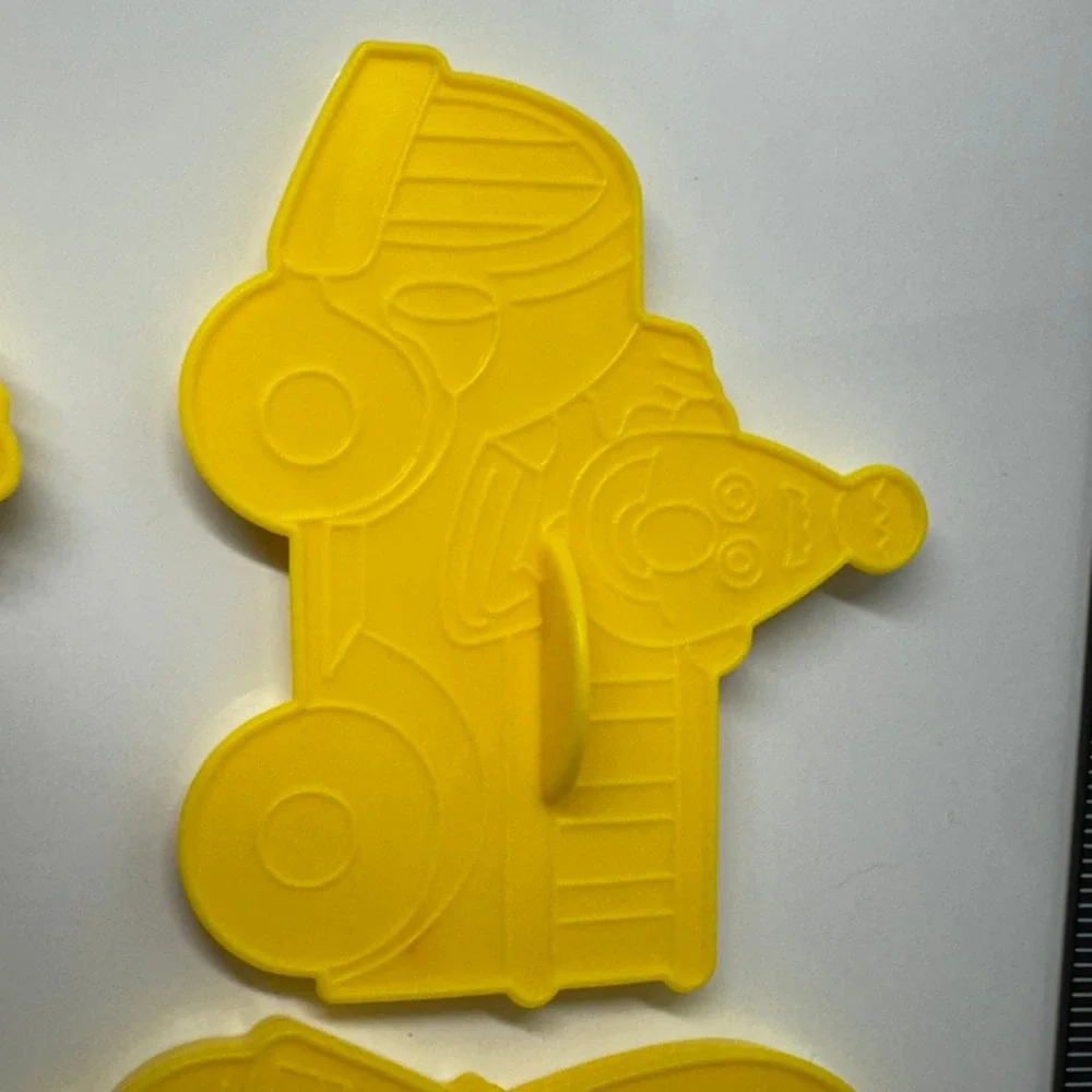 Wilton Sesame‎ Street Going Places 8 Cookie Cutters Elmo Big Bird Cookie Baking